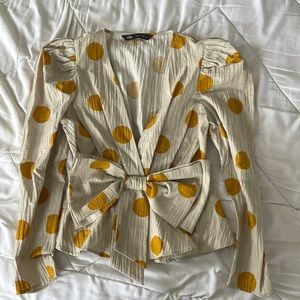 Zara Top - size small!